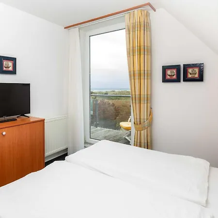 Haus Koebesine 24 *